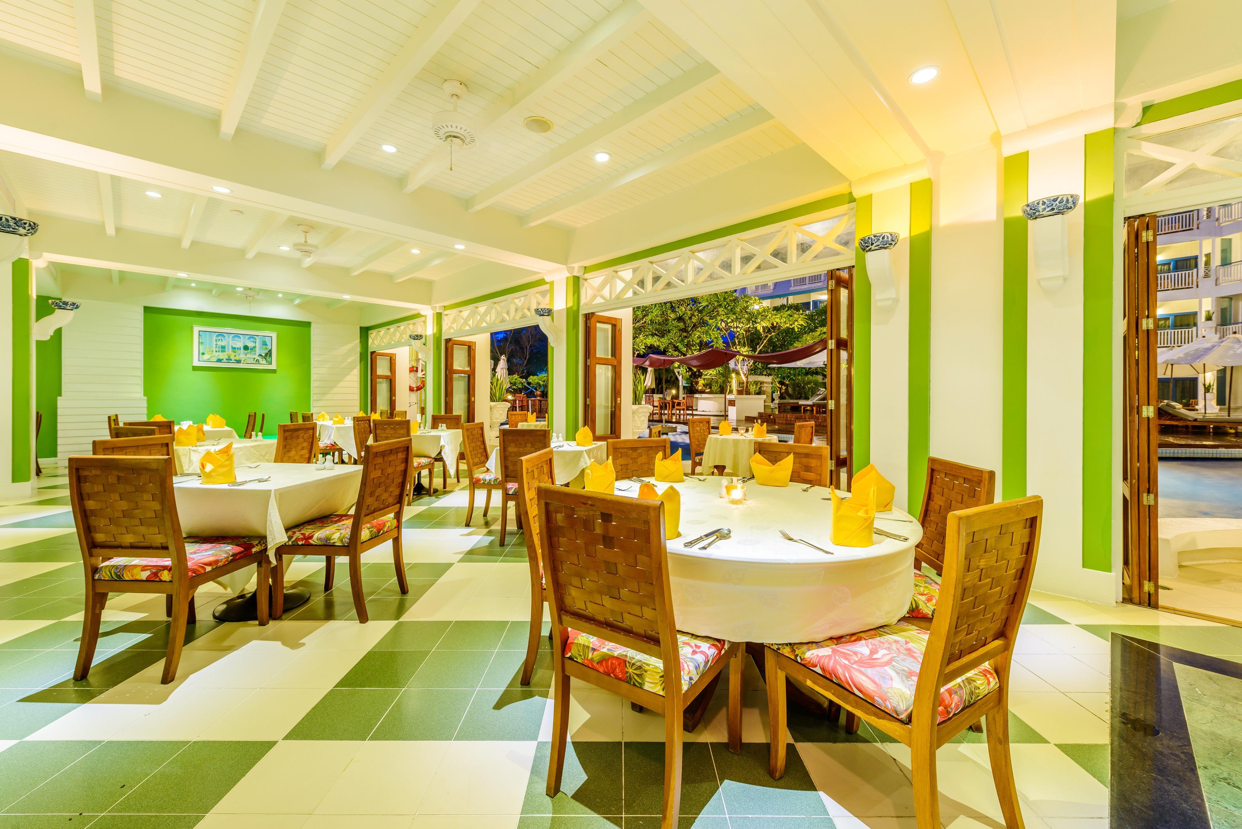 Andaman Seaview, Karon Beach - Sha Plus מראה חיצוני תמונה