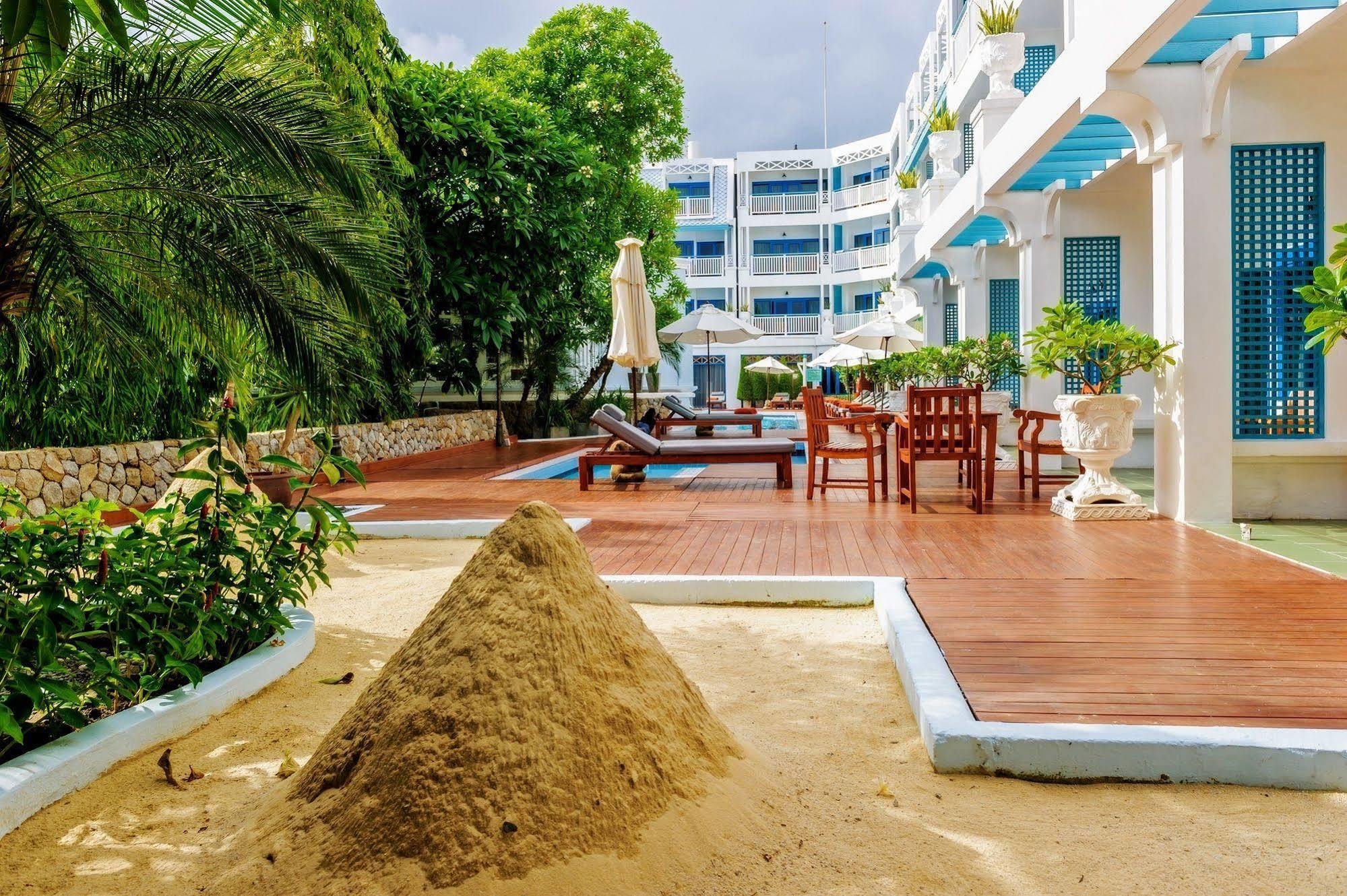 Andaman Seaview, Karon Beach - Sha Plus מראה חיצוני תמונה